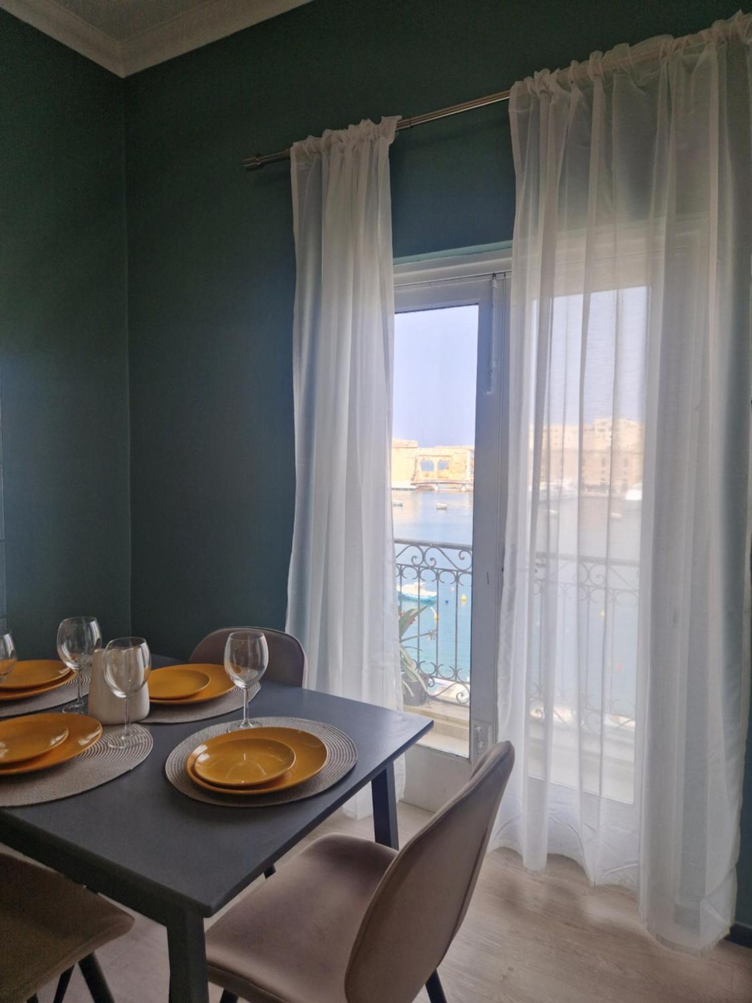 Korzo Suites Senglea Waterfront Экстерьер фото