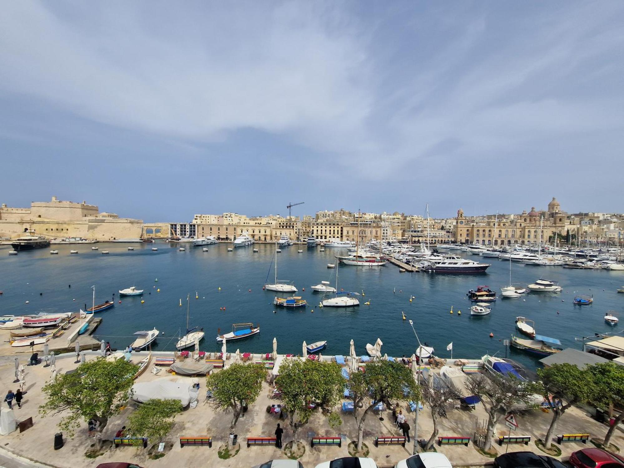 Korzo Suites Senglea Waterfront Экстерьер фото
