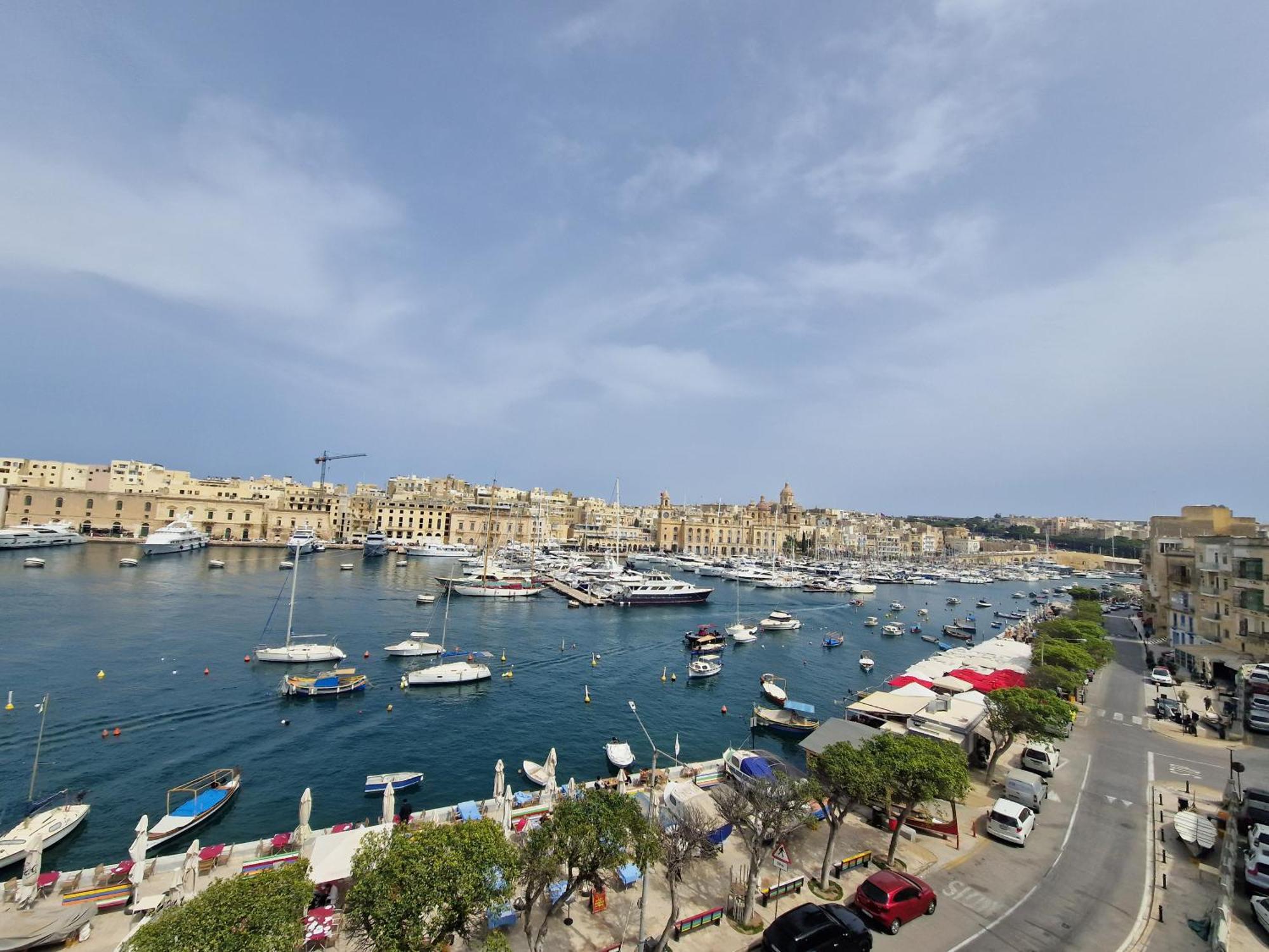 Korzo Suites Senglea Waterfront Экстерьер фото